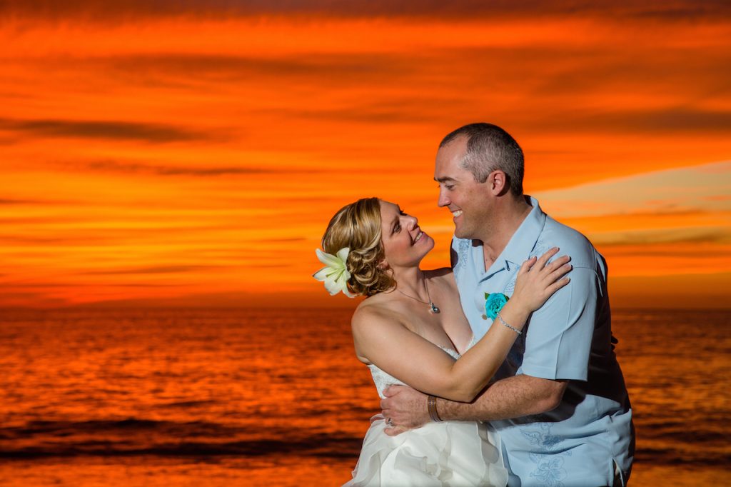 Couple in sunset photo in Puerto Vallarta 