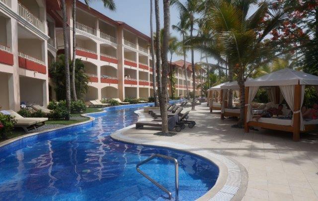 Majestic Colonial Punta Cana Swim out Suites