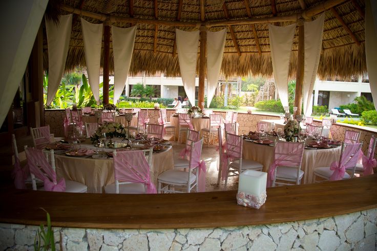 10 Peragua Restaurant for wedding receptions. 