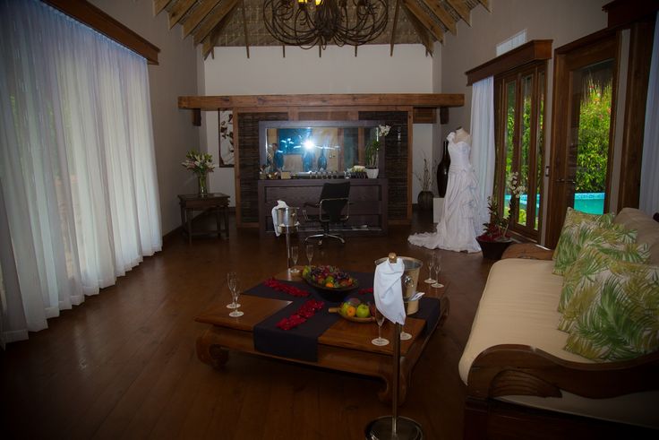 5 Gorgeous Bridal Suite at Zoetry Agua
