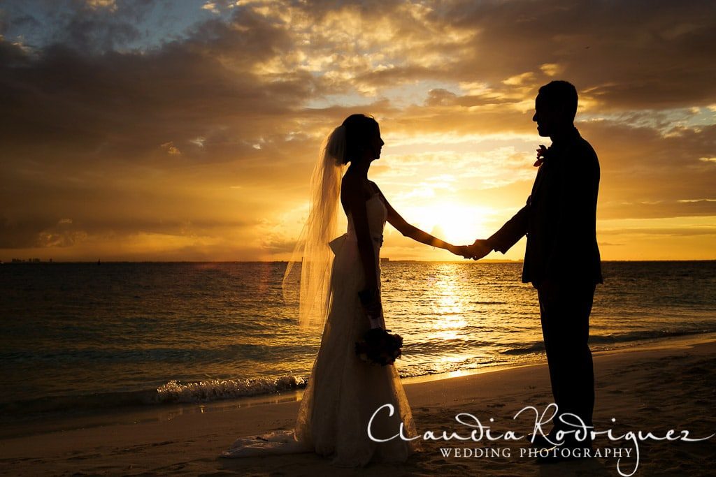  couple at sunset in Mexico 