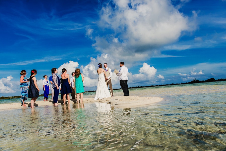 belize_weddings_beach_wedding_reginaadam_042