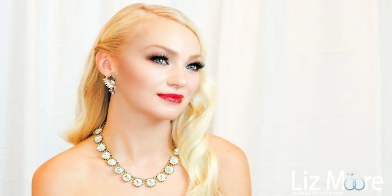 8 Tips for Flawless Wedding Day Makeup