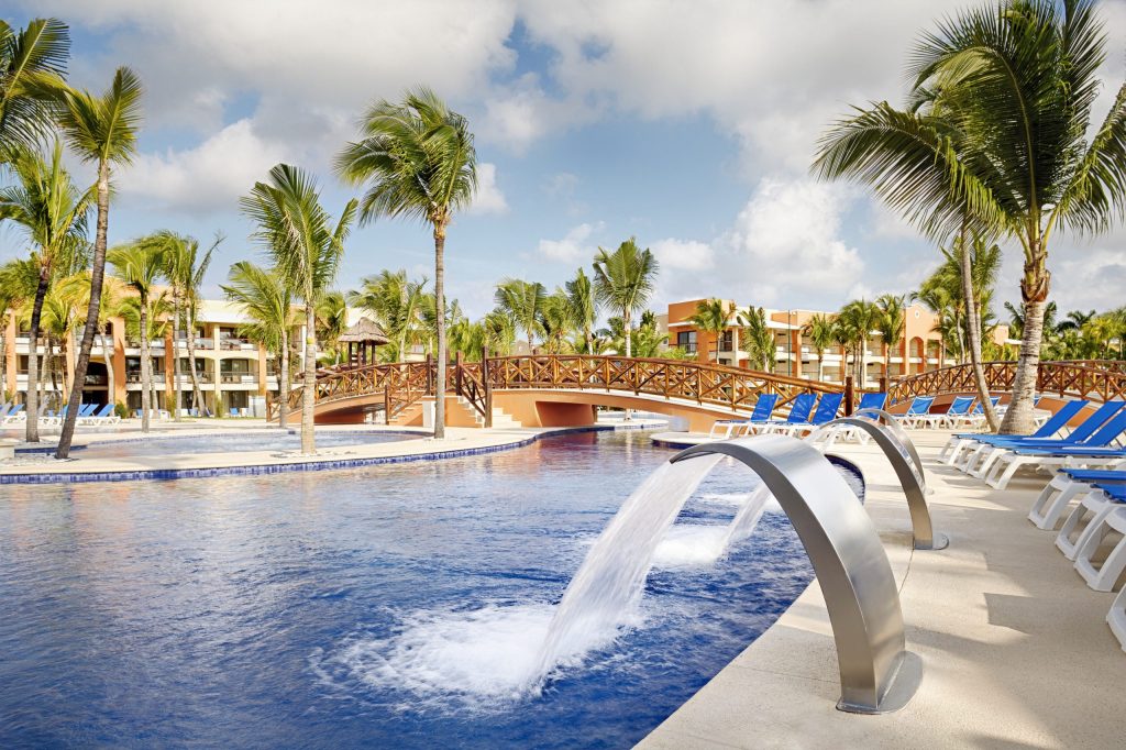 Barcelo Maya Caribe all inclusive wedding packages