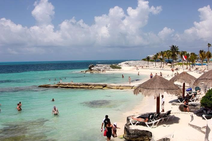 Mexico wedding resorts Riu Caribe Cancun