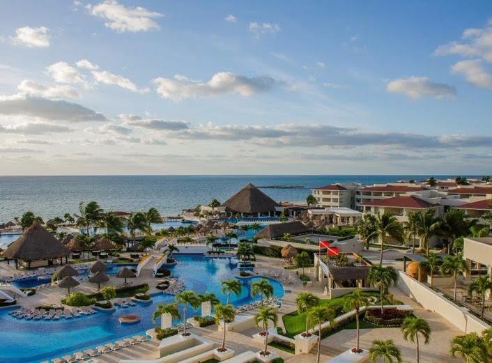 Mexico wedding resorts Moon Palace Cancun Sunrise