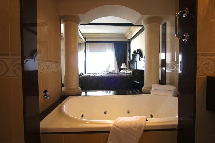 Guest Room Jacuzzi