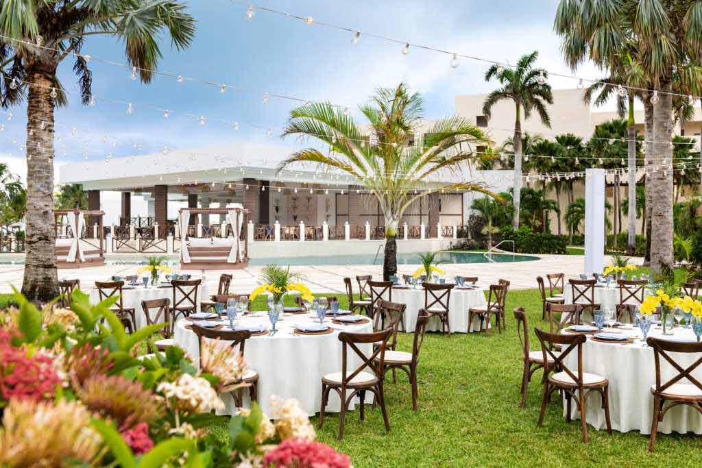 Hyatt-Ziva-Riviera-Cancun-MICE-Guava-Garden-Reception-Setup-min