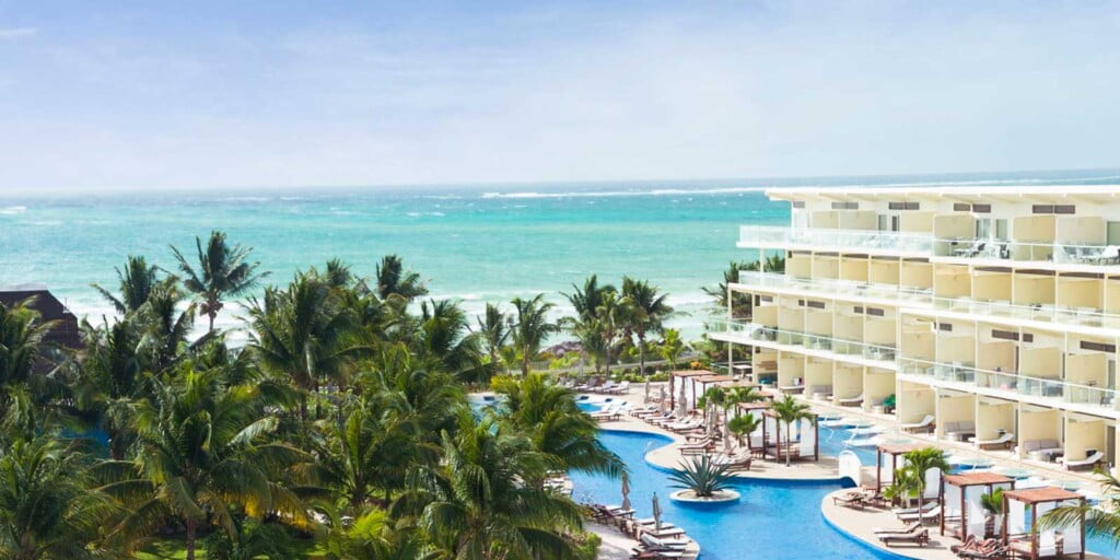 Azul Beach Hotel