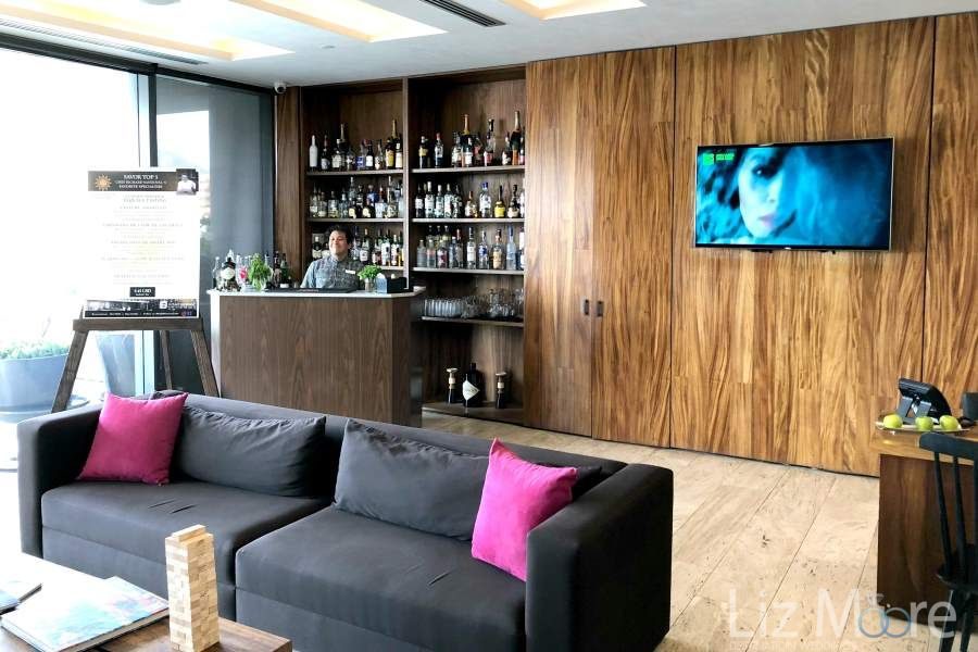 Breathless-Los-Cabos-Bar-qbn214tj8ougwews5f3u3y5vebhnt1lz50bpmnl91c