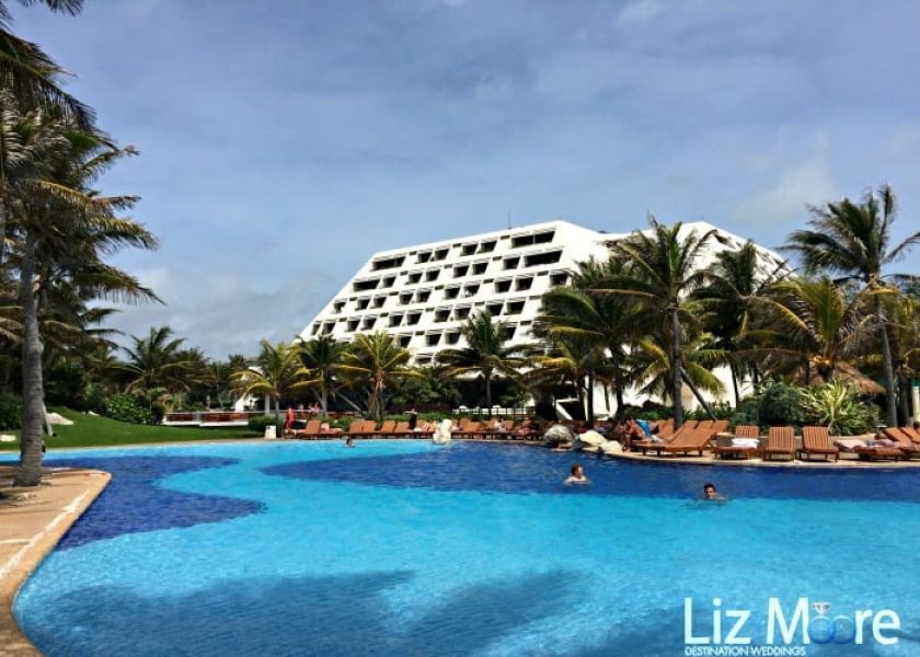 Grand-Oasis-Cancun-2-1-qbnt3tkq234bvv4enqewmzmys3dni51wh9jelyesxs