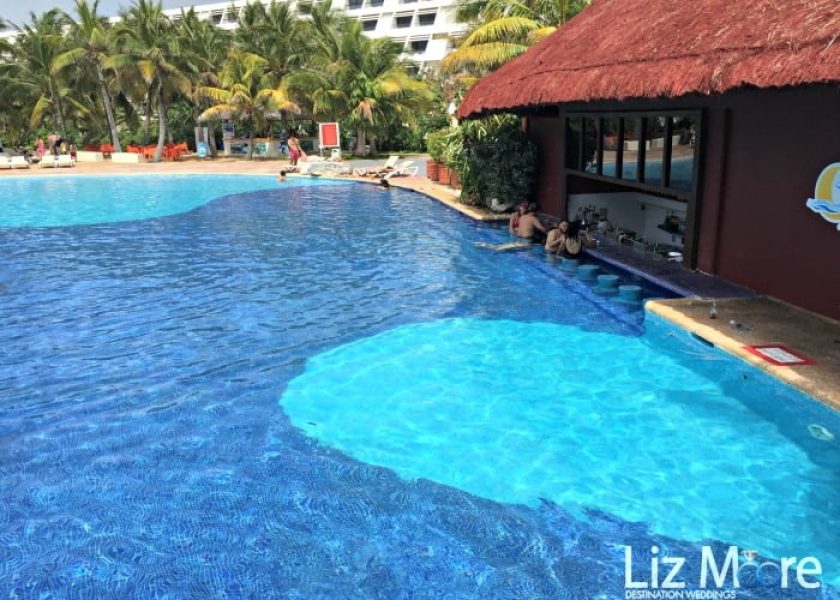 Grand-Oasis-Cancun-3-1-qbnt3vgefr6wj31ocr85rz5vyv4dxj9d5iudkic0lc