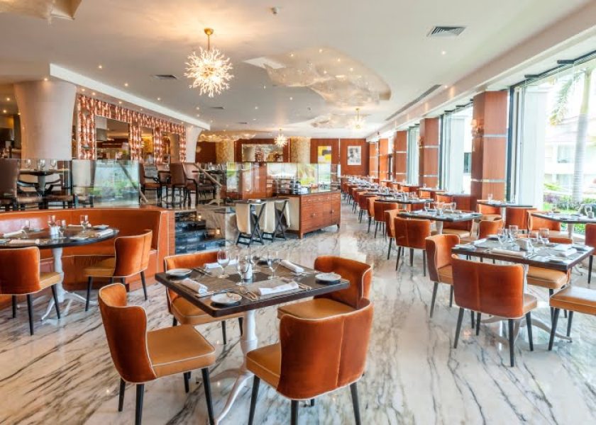 Nizuc-Restaurant-700x500_c-qby625ex04r2zampbu6ctehstopofnnbff7yl5258g