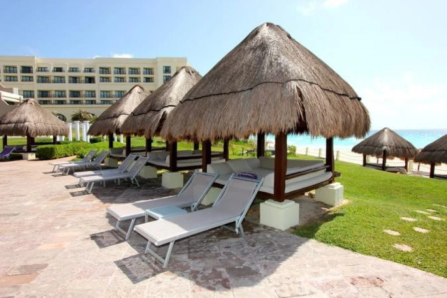 Paradisus-Cancun4-unsmushed-qc6u40pavt2lm6t4f8n042p1mgehcwbuxwumnmhmv4