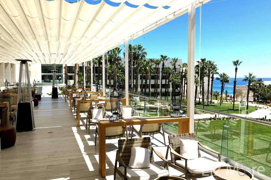 Paradisus-Los-Cabos-Covered-Seating-qbn1nga3ri47wqs81i7btegc4exbrnamlaha5nvjls