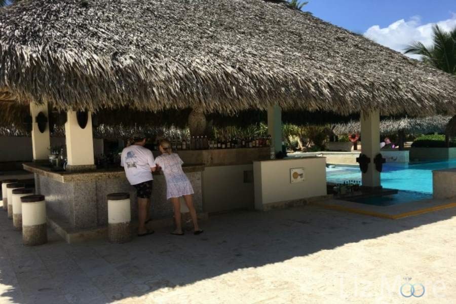 Paradisus-Punta-Cana-Beach-Bar-qbsijzk8gwr595nholzf4vx76mal3sf8f21n5r77g0