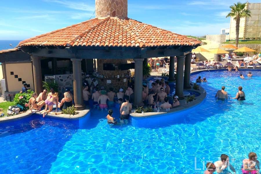 Pueblo-Bonito-Sunset-Los-Cabos-Swim-up-Bar-qbn1h8kikxlz5jt6bti4bywmqpjyvomiej7pxt38qo
