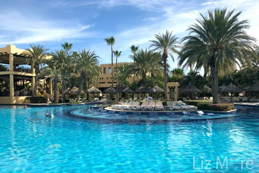 Riu-Santa-Fe-Los-Cabos-Main-Pool-qbn1fmait7e75q5ts4b91dm1wtj7mg75iirm6nhngg