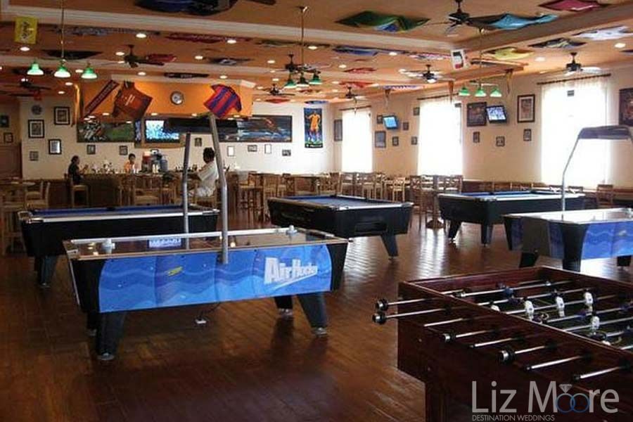 Riu-Santa-Fe-Los-Cabos-Sports-Bar-qbn1g1bxujysbhjzcata59tfezh31luuwl7dv2vcow