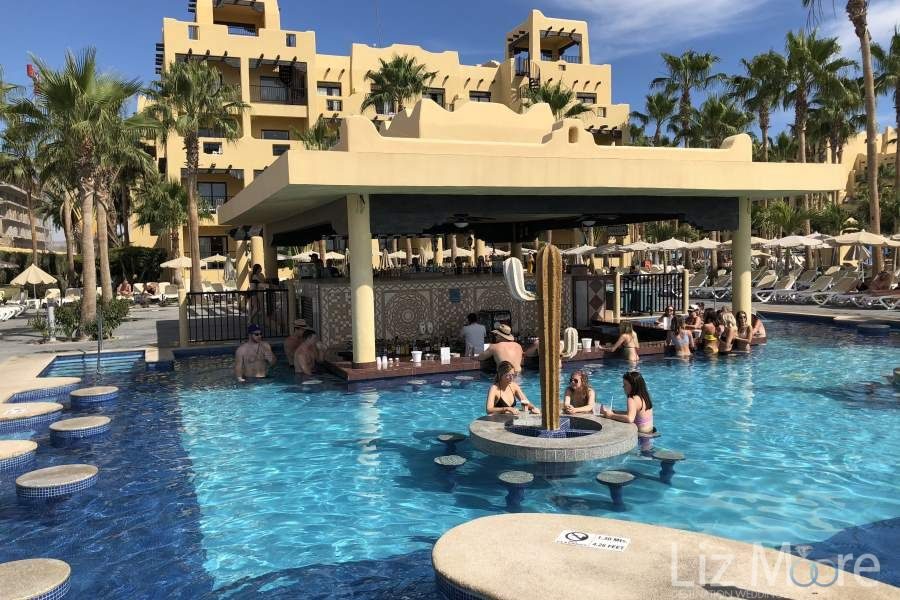 Riu-Santa-Fe-Los-Cabos-Swim-up-Bar-Seating-qbn1ftt8bvohqluwk7k9lbpqnwi5c1107jzi0v6i2o