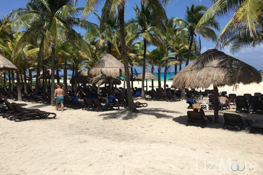 Sandos-Playacar-Beach-Area-qbnsp5bqbvzyzpsr1xqyyg12szk7t1xkpeqk0fqflc