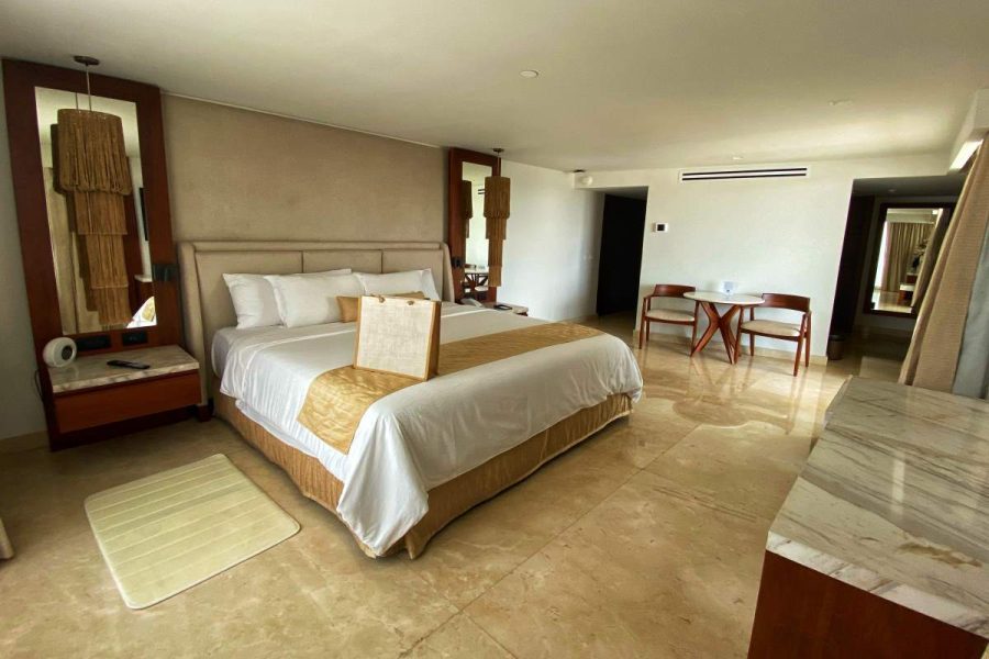 Sun-Palace-Cancun-023-qpwj74keqbmf1yfd59836f90g0bc58h2jv32wgj1ts
