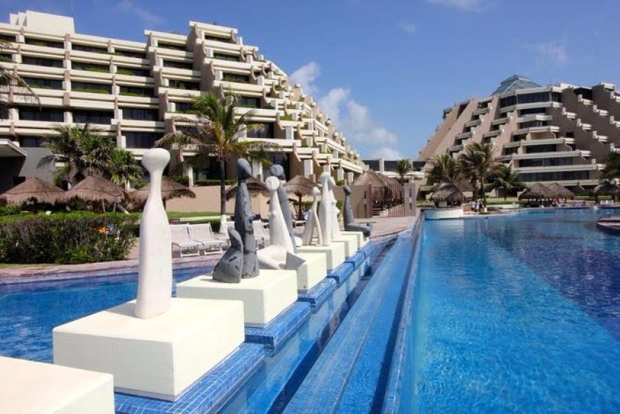 WEBIMG133992_PoolView_130928113602-qc8m07j78luwptnkxichrmohv325kbx8islwnzz4e8