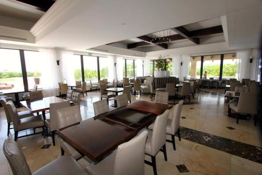 WEBIMG134120_Restaurant_131002200303-qbwhewo4ya22d3wuxmauvu3x9vn0wjboxdgh346bk0
