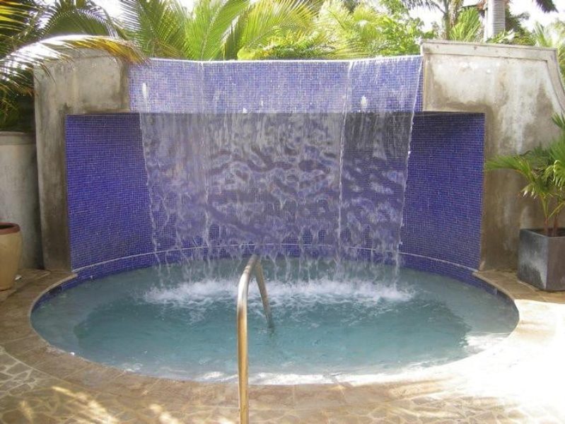 WEBIMG134358_JacuzziFernTreeSpa_131014170433-qbsfpy6nlo3skci8syh07vsntddb1u7e58q2kexdds