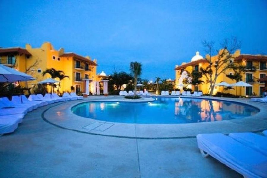 WEBIMG145506_PoolView_140307155848-qbsmunw53ghrr4z6hgxbfuru97wzqqh4cmq24xuzjk
