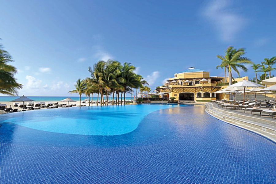rh-playacar-pool-qbsofpphwglaf43wcmp59yi084pzxdymj05zqj9rw0