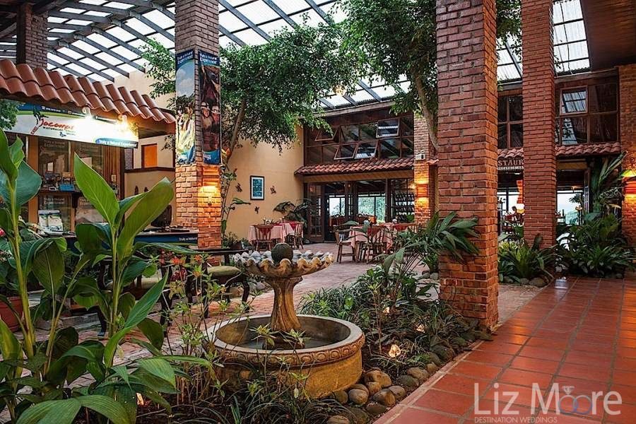 Arenal-Lodge-View-of-Restaurant-qbmztw1o17c0gldml7nin752dbxich5g5k737unh4g