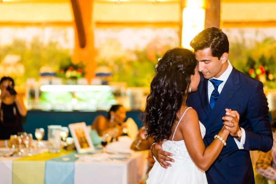 Barcelo-Tropical-Riviera-Maya-Wedding_3735-qbunxyd3vnke57invtafnlsdlkrdv4duvjflr6ups0