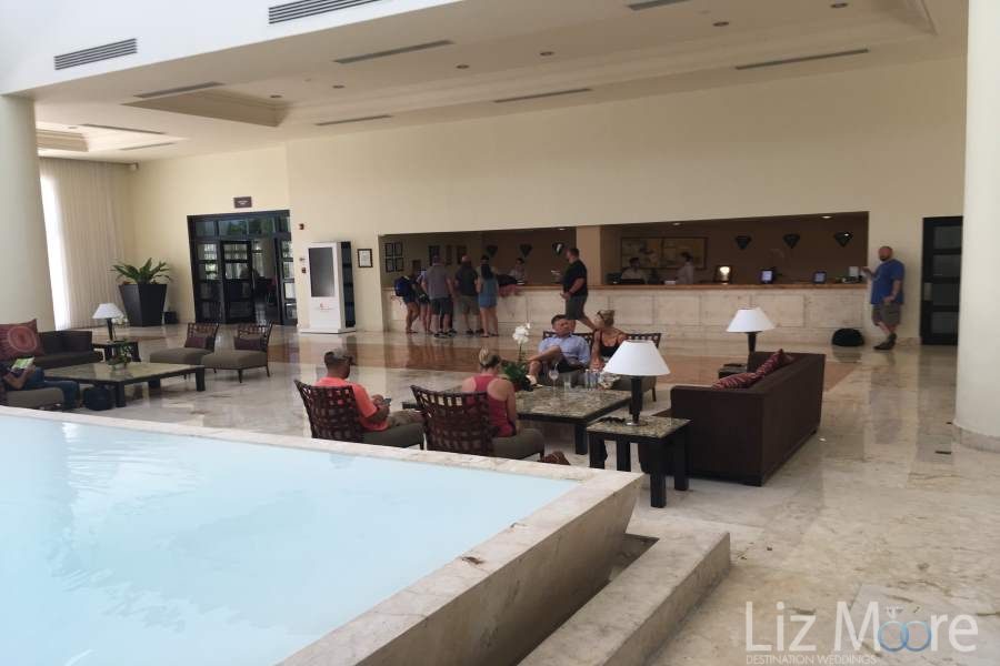 El-Dorado-Royale-Lobby-Area-qbn3g4kc04ngquu9dym7vkx3ju5idx1r5eezw1zdhc