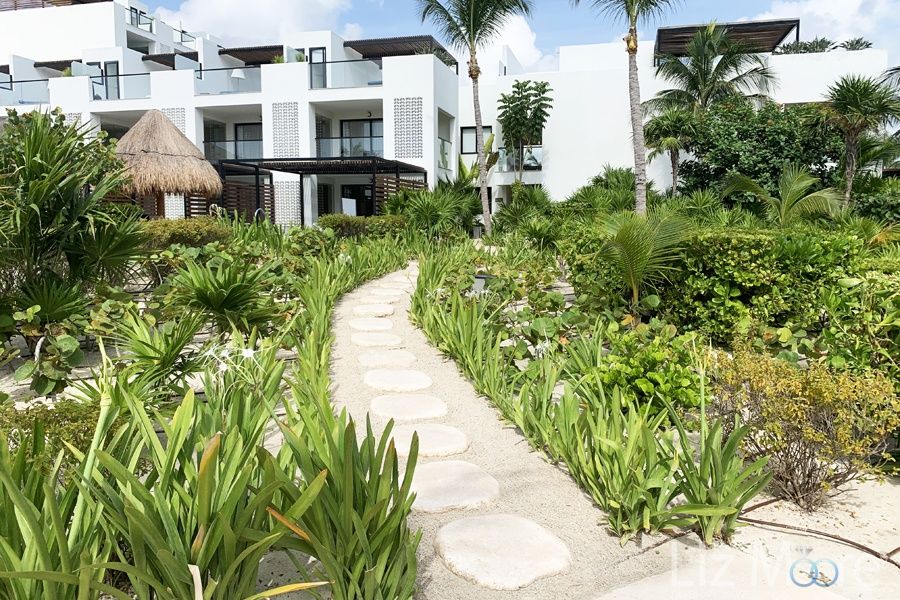 Finest-Playa-Mujeres-stone-pebble-walkway-to-rooms