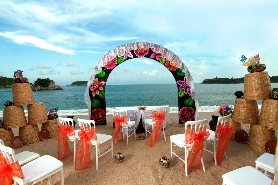 HUAT_WEDDINGS_18-scaled-pl2cu1zx05cloxme76mktdl9iz8285v8abn2tc5mcw