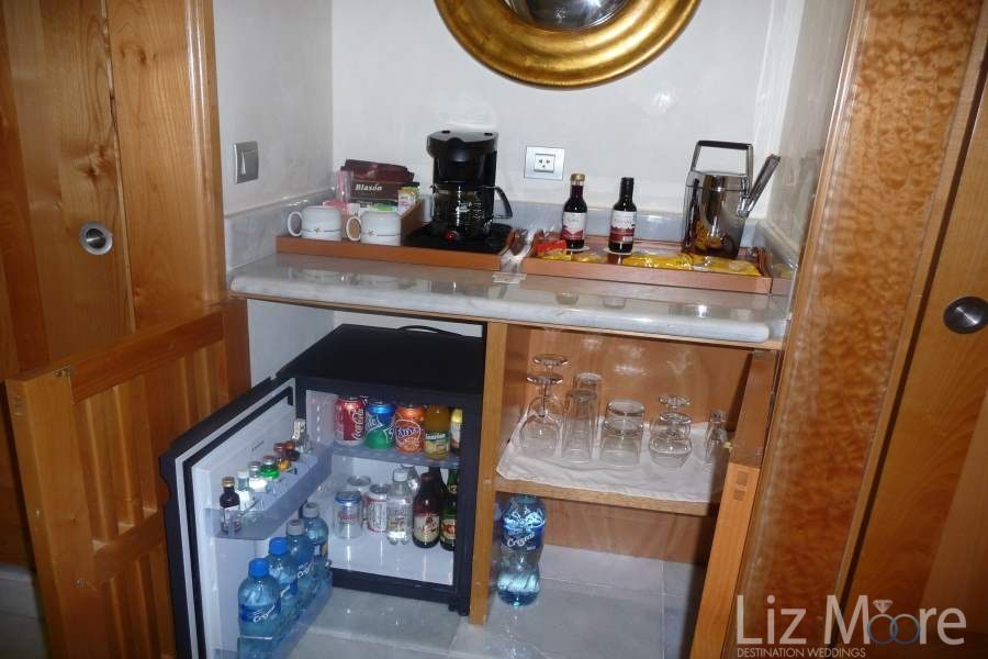 Iberostar-Grand-Paraiso-Bar-Area-in-Room-qbn3ap1wil7tnyq93m3tgy97zox5wvhl2iq02i19fk