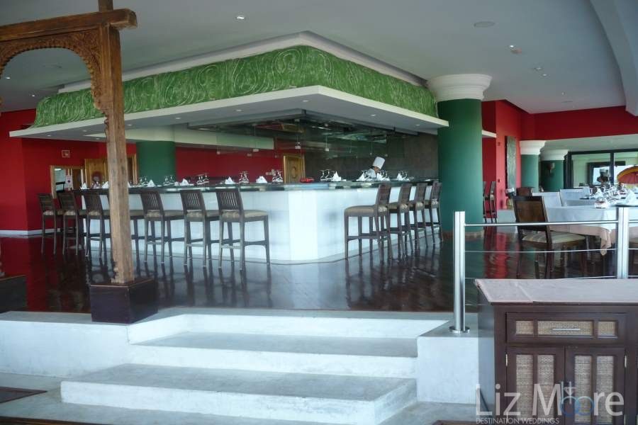 Iberostar-Grand-Paraiso-Bar-qbn3arvf33bomsm5n5bp6fjlruj9jyss2wogibx2ww