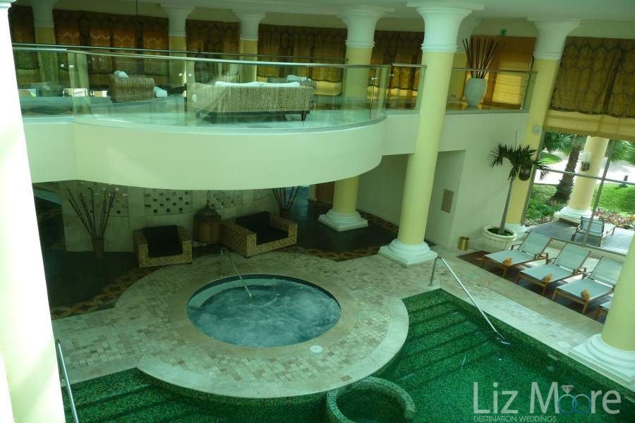 Iberostar-Grand-Paraiso-Jacuzzi-qbn3abw5uwpt5f9d8gf1i1kroaq0x41ccpl7cmkruo