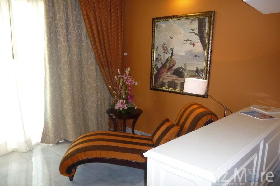 Iberostar-Grand-Paraiso-Room-Seating-qbn39ezt7pgrv2l5kk73krvmvt86fpeqk6r7jxxjwg