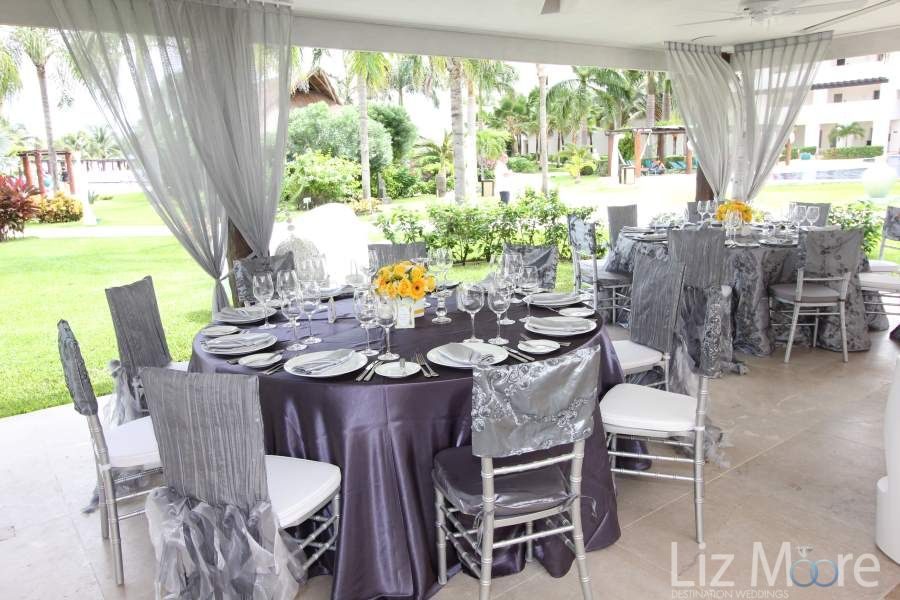 Secrets-Maroma-Beach-Wedding-Reception-qbn3p3wtb4y3opskxudvpbbnwdvrxspf1uu0z8ny0w