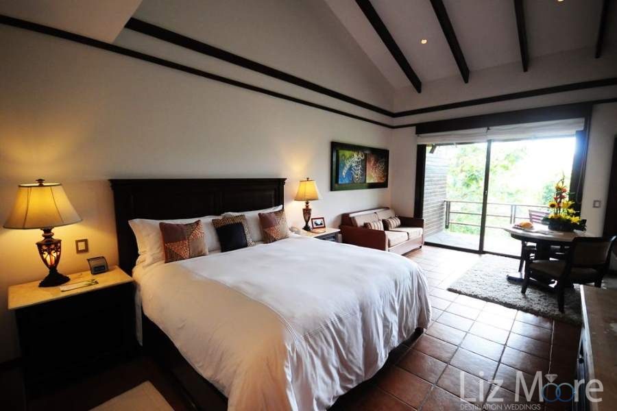 Tabacon-Thermal-Resort-Bedroom-view-qbmzmv72yrpvphkwlocvigy2kojrtw9nisph4f2dm8