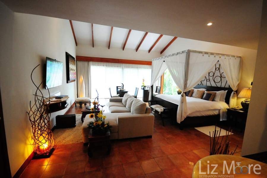 Tabacon-Thermal-Resort-Bedrrom-Seating-qbmzmtbel3nb29nmwnjmdhf5dwt1ei26ujei5v55yo