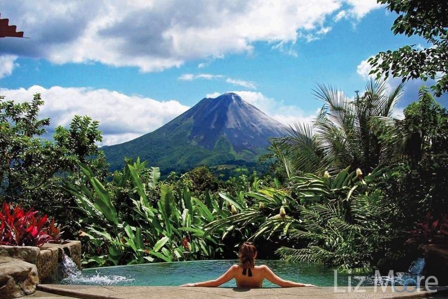 The-Springs-Resort-View-of-Volcano-1-qbmzm9kslkwaaggb3x0gf4egwtibwuvtrtpb31yflc