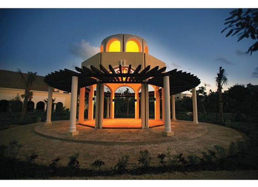 WEBIMG112111_eveninggazebo_111009070127-qbunwzl2us8s7mx6iw98lckbmbisybjseramzyaa68