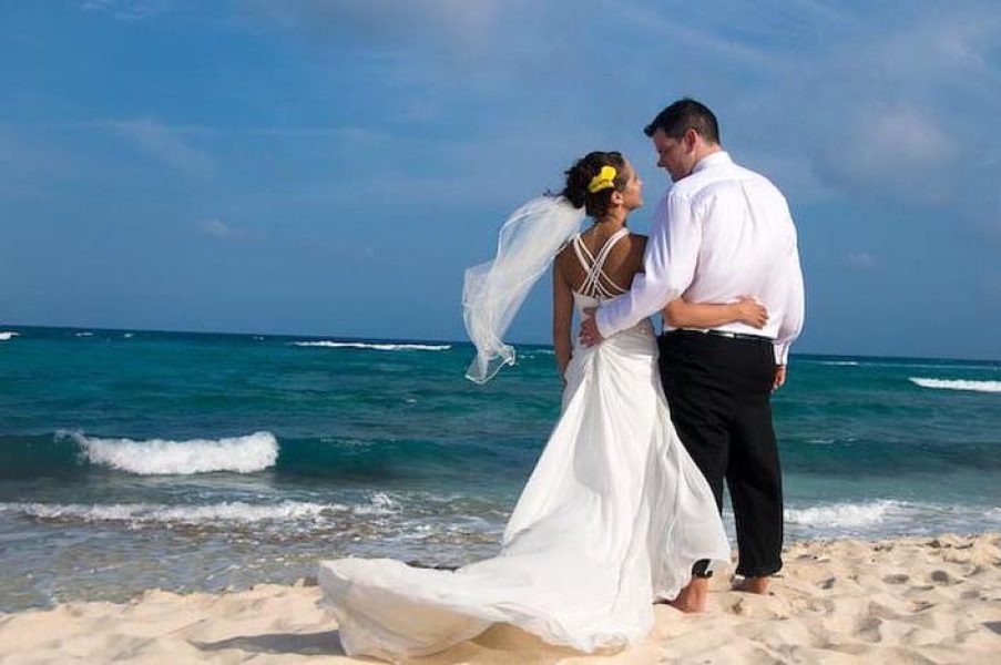 WEBIMG112133_weddingcouple_111012191934-qbunp1u555dm66g8vgqnjco716n7yc1dzgz13u1yps