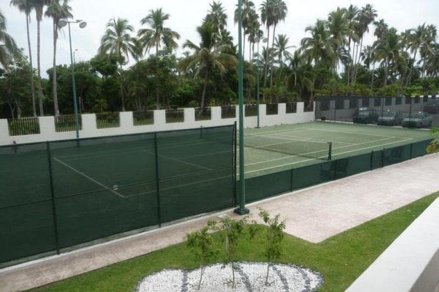 WEBIMG133697_Tennis_130815105319-qbzwkni91whipp0food7eqy8hi4p7w4bf5c9fxs774 (1)