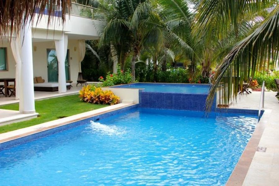 WEBIMG133977_GardenPool_130927160052-qbsxci2bcarcbks8gqv4z980onqqdwc0dzfgs42iv4