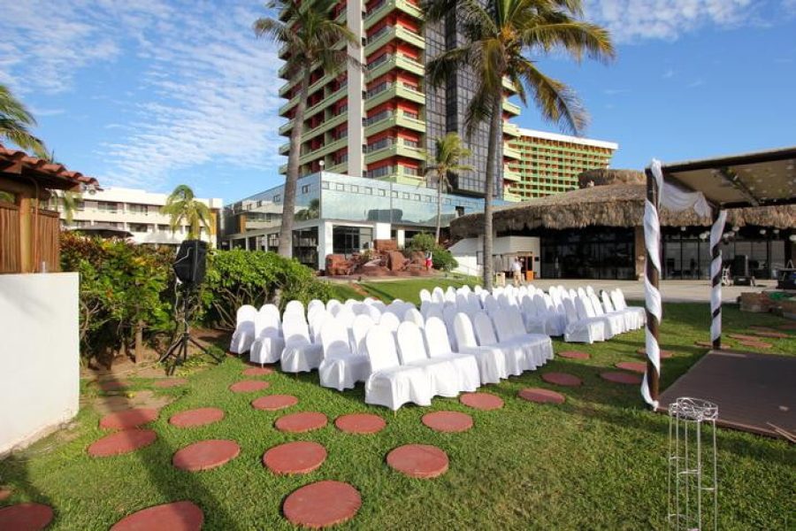 WEBIMG145141_WeddingCeremony_140114130303-qbsoyglm7i95z4vkvqfa086yqsbjg2dwfskmb7h3sg