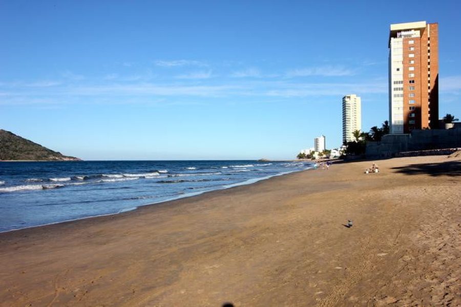 WEBIMG145150_BeachFront_140114131644-qbsoym8ncigvwsndysv1f6rqb3jqq90agkhj6v8qr4